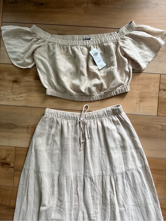 Abercrombie & Fitch Dresses & Skirts - Abercrombie & Fitch Beige Two-Piece Skirt Set
